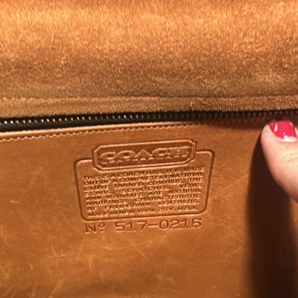 Coach Vintage Glove-Tanned Leather Turn Lock Crossbody Purse NYC Era 517-0216 - Picture 5 of 7